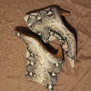 Dolce Vita Boots (S24)